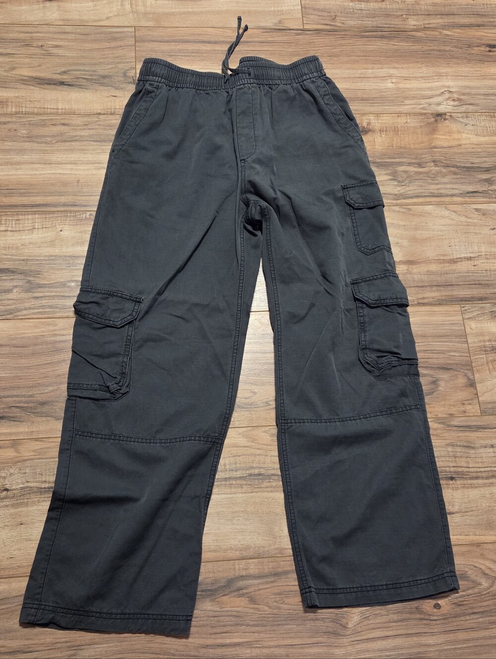 Old Navy Women's Wide Leg Cargo Pants- Grey